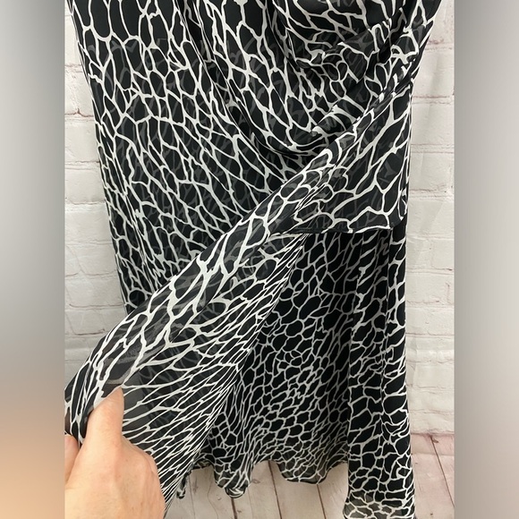 JBS Cap Sleeve V Neck Sheer Lined Faux Wrap Dress Polyester Womens Size 12 - Picture 6 of 8